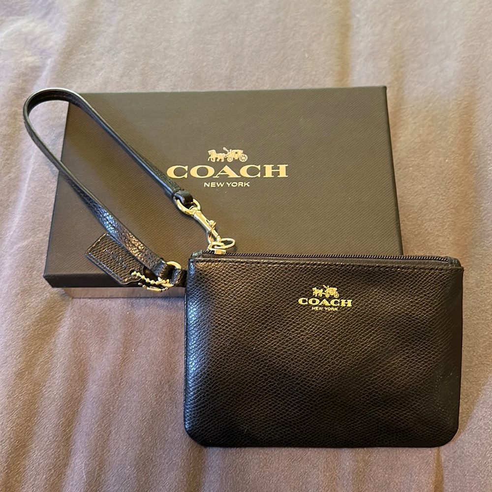 NWOT Black and Gold Coach Wristlet Wallet